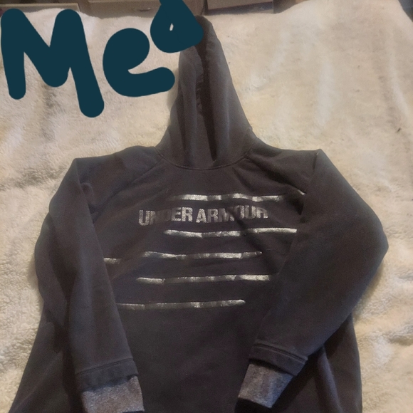 HOODIE - Picture 1 of 1